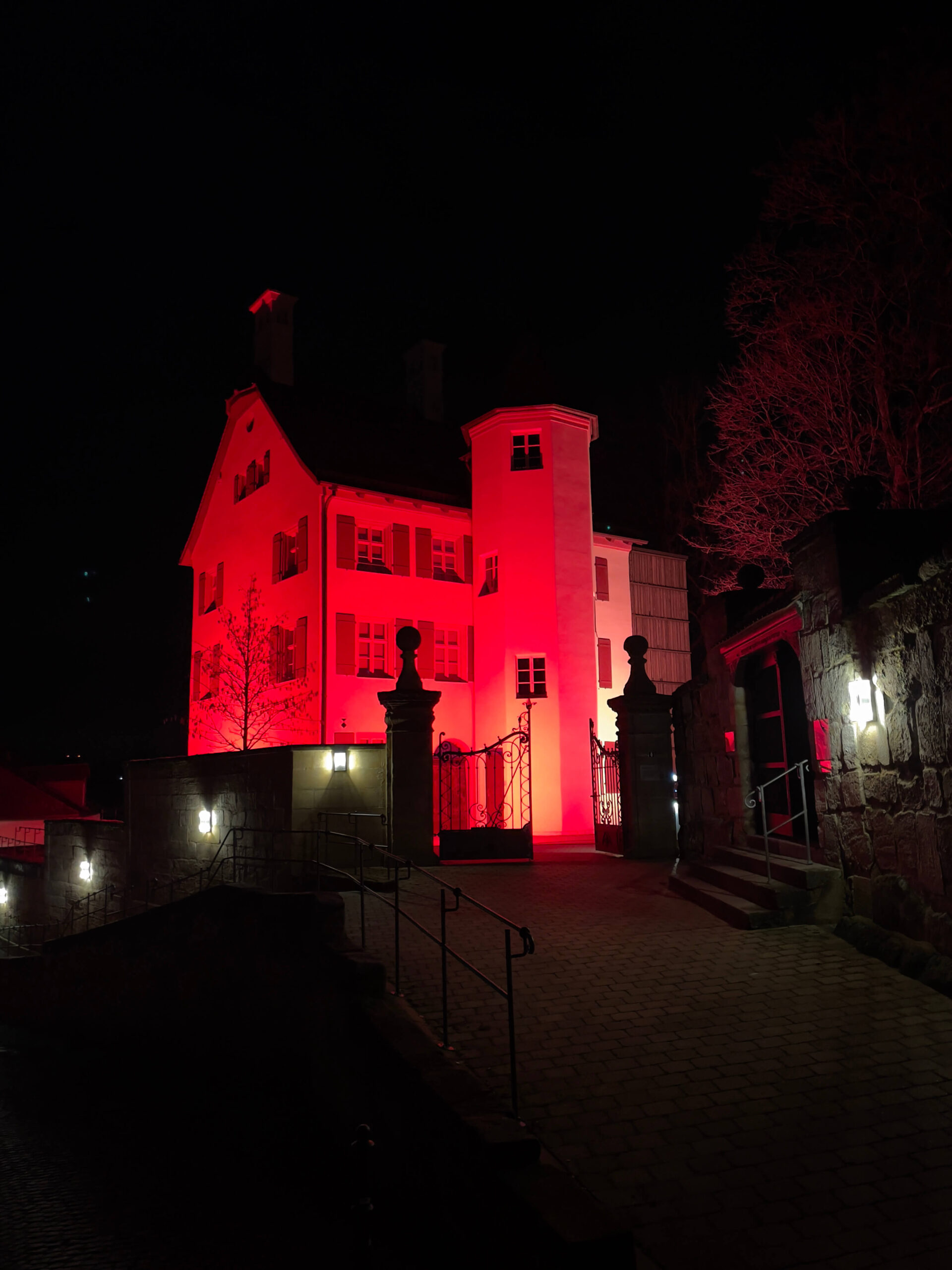 Lucas Distler, Lichtinstallation, Weißes Schloss Heroldsberg, 2022