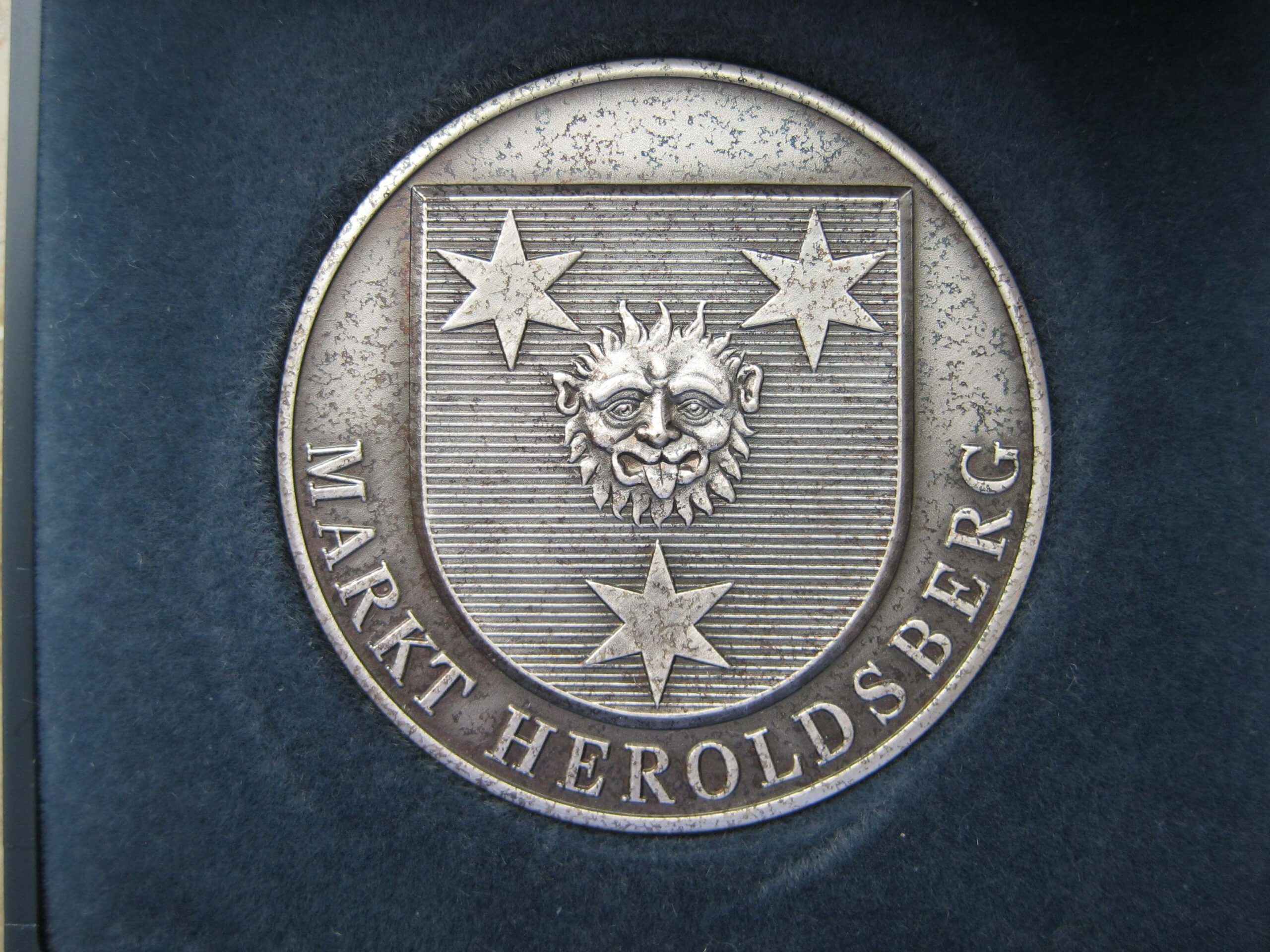Medaille mit Heroldsberger Wappen, um 1990, kfh0158