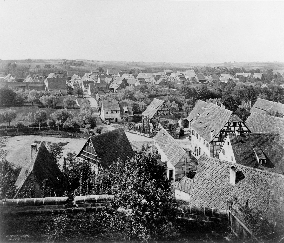 Blick auf den Kirchenweg